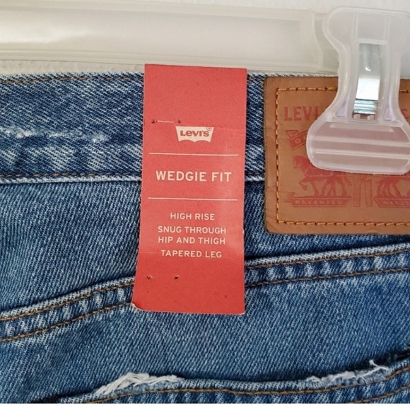 Levi's Wedgie Icon Fit jeans - Picture 6 of 7